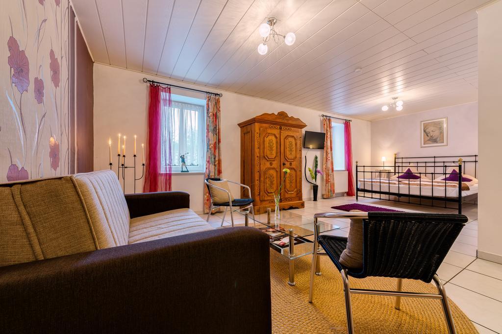 Moselhotel Ludwigs Köwerich Стая снимка