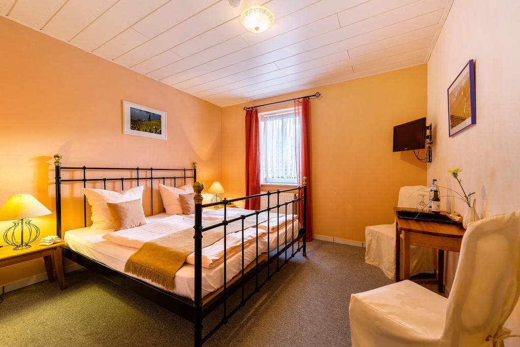 Moselhotel Ludwigs Köwerich Стая снимка