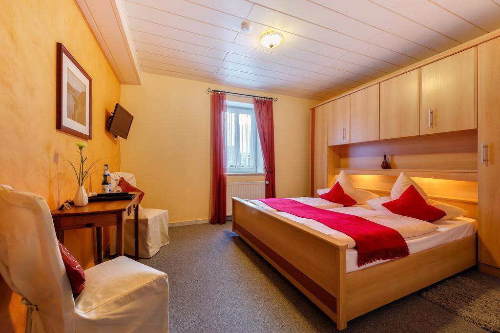 Moselhotel Ludwigs Köwerich Стая снимка