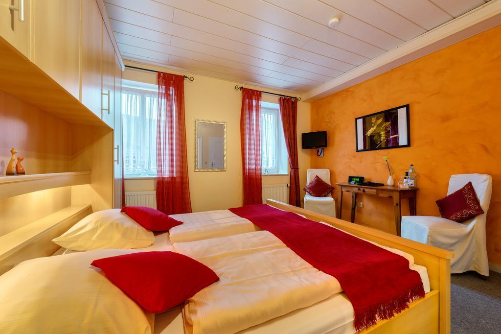 Moselhotel Ludwigs Köwerich Стая снимка